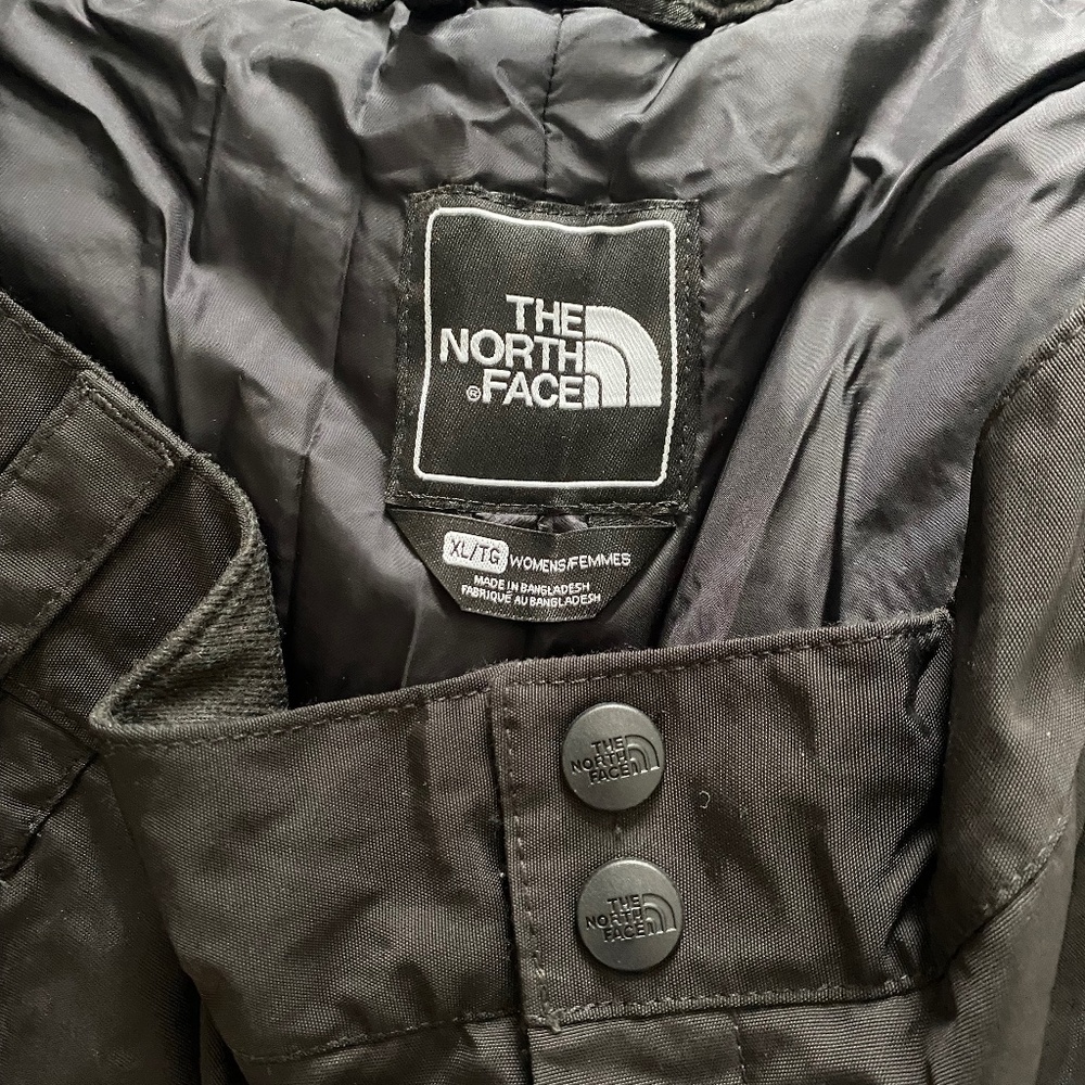EUC Beautiful North Face Freedome LRBC Insulated XL Snow Winter Pants